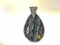 Ref-2897 Mother-of-pearl with Gold Acacia pendant